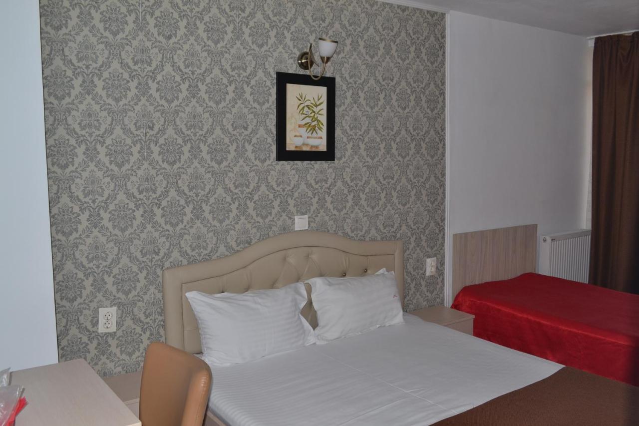 Hotel Live